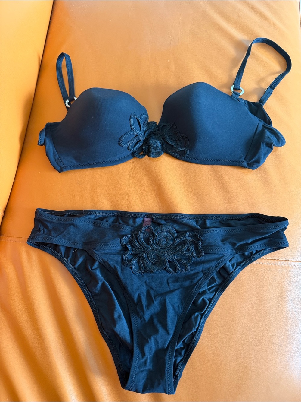 Lisca Women’s Black Floral Applique Bikini Set - Classic Swim